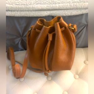 Portland Leather Goods drawstring bucket bag